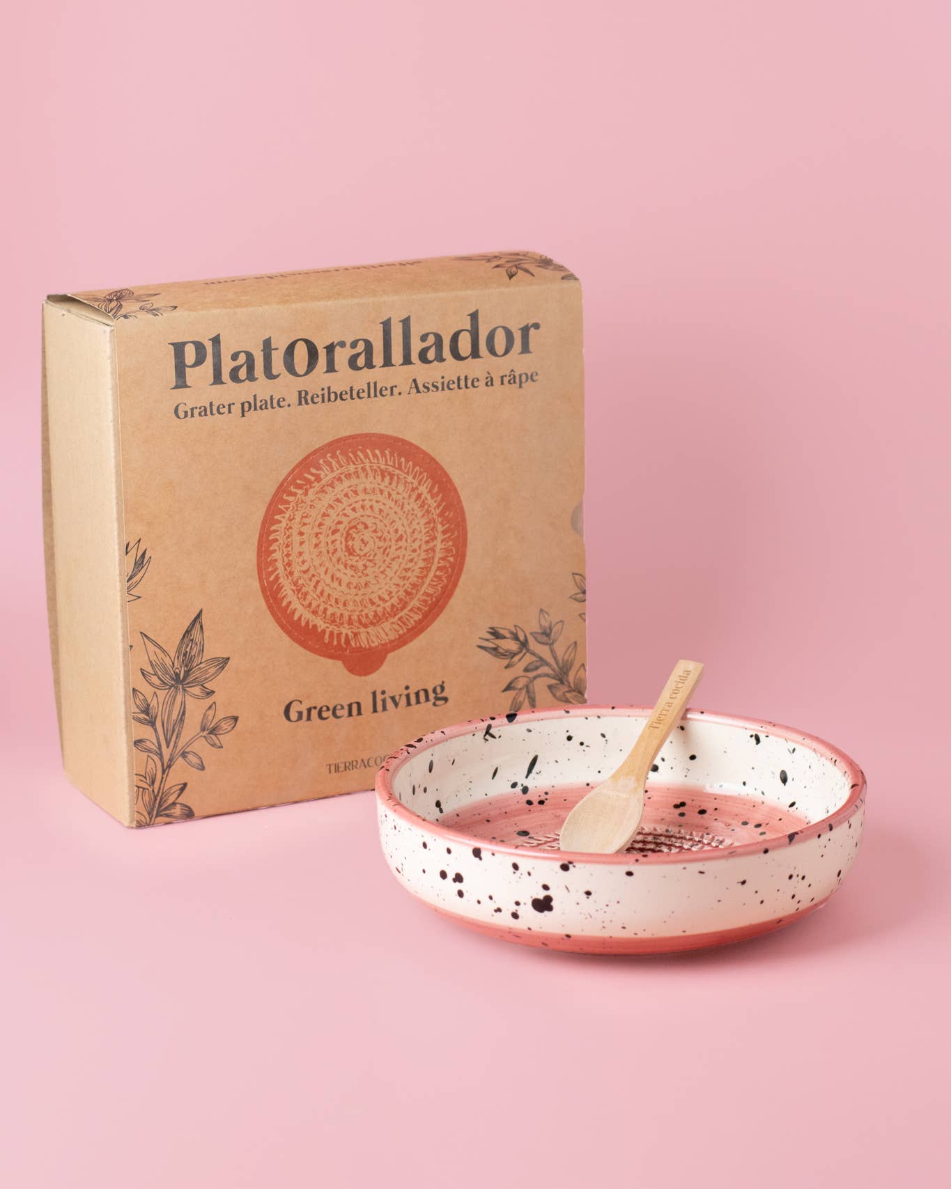 Carnival pattern ceramic grater plate with olive-wood spoon